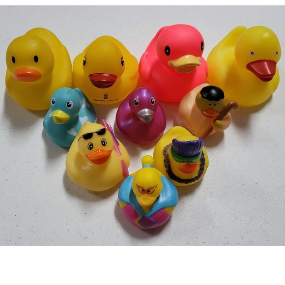 Lot of 11 Rubber Ducks Collectible Novelty Characters & Ritz Carlton - Picture 2 of 5